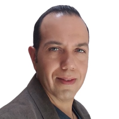 Erwin Lopez headshot